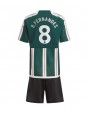 Otroški Nogometna dresi replika Manchester United Bruno Fernandes #8 Gostujoči 2023-24 Kratek rokav (+ hlače)